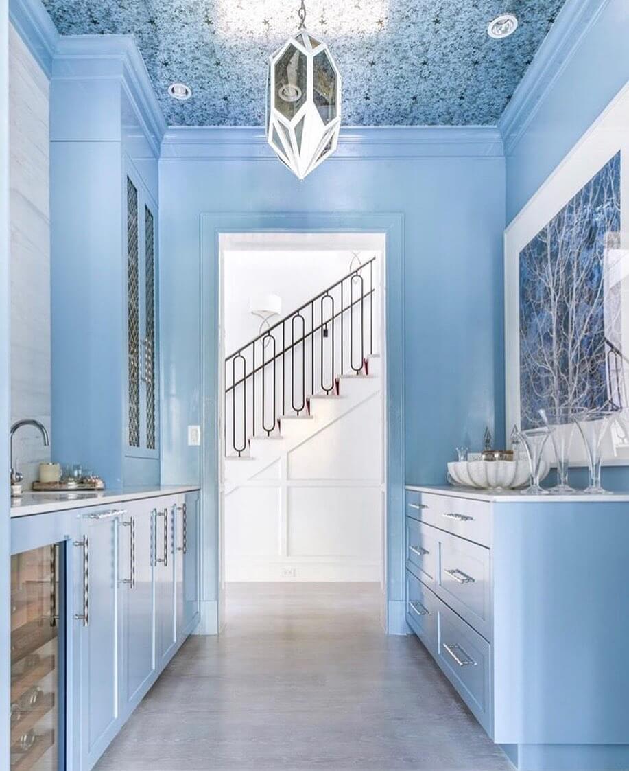 high gloss paint in interior room